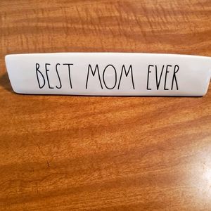 Rae Dunn Best Mom Name Plaque